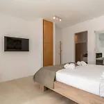 Gaia & Thalassa Orionas * Otziás