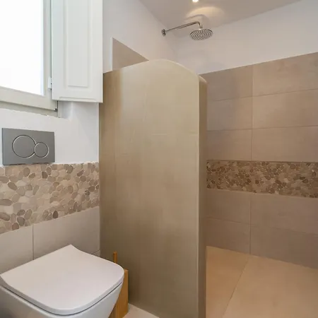 Gaia & Thalassa Orionas *